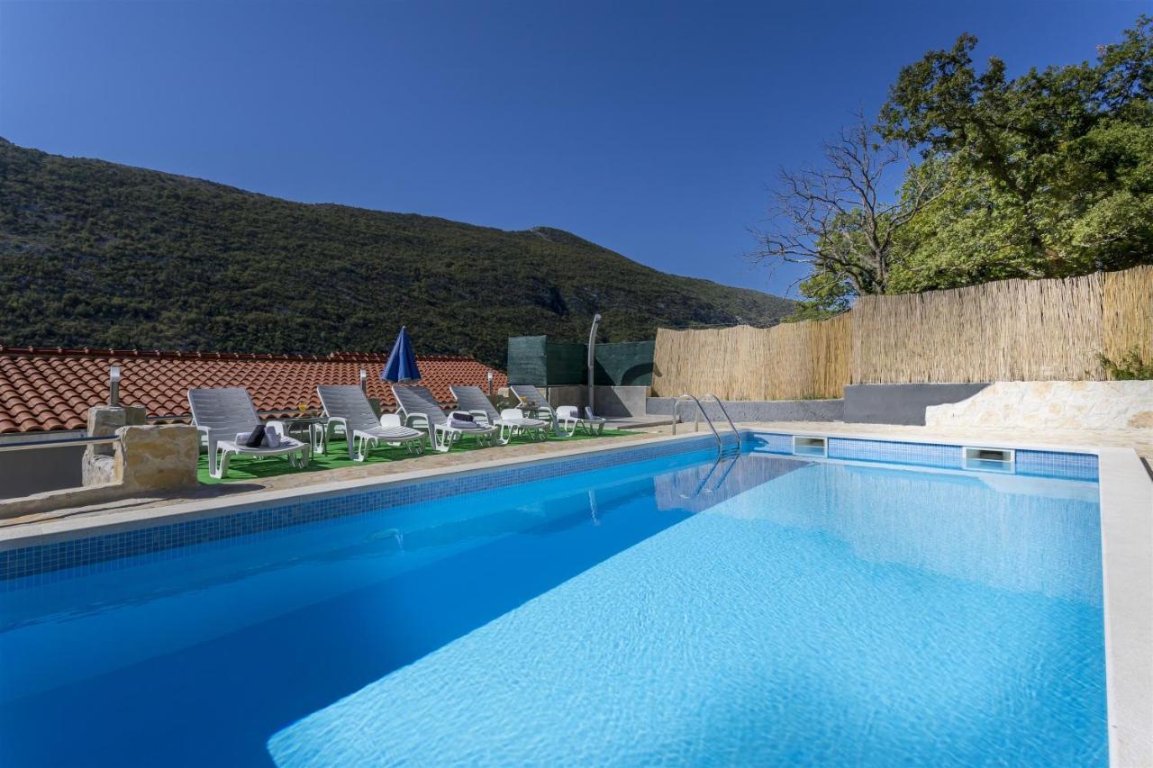 Holiday Home Dijamant Kucice Exterior photo